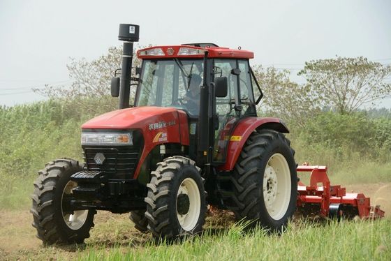 Аграрный трактор водяного охлаждения двигателя евро III трактора фермы 130HP